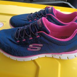 Shoes Skechers Size 8'5