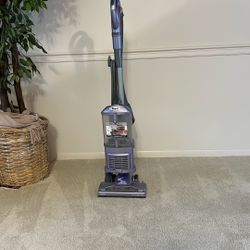 Shark Vacuum 