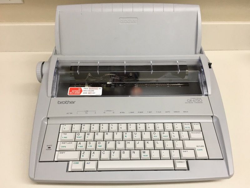 Vintage Brother GX-6750 Daisywheel Portable Correctronic Electronic Typewriter