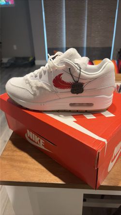 Nike Air Max 1 “Bay Area” Size 9