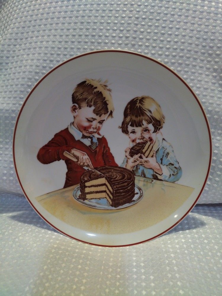 Vintage 1980 Collector's Plate From The Hershey Foods Corporation. 