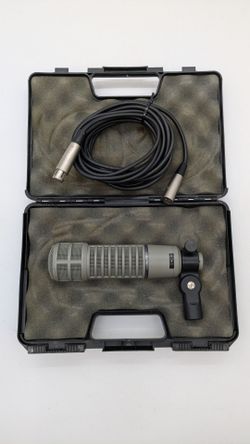 Electro-Voice RE20 Dynamic Cardioid Broadcast Microphone - Grey