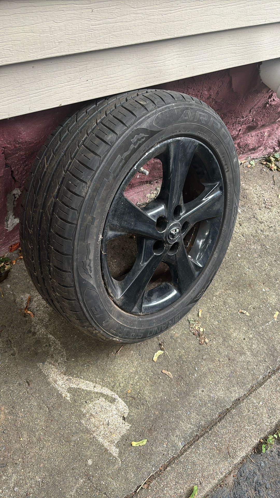 4 Wheels and Tires 