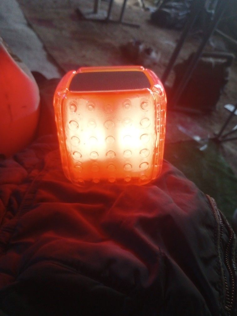 Memorex Cush Air Bluetooth Speaker