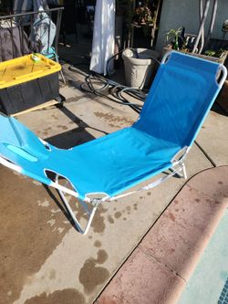 Folding Lounge Chair