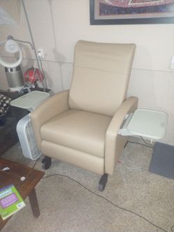 Medical Recliner Chair with Side Tables