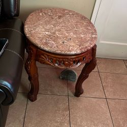 2 End Tables 