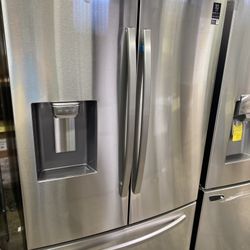 New Samsung - 27 cu. ft. Large Capacity 3-Door French Door Refrigerator with External Water & Ice Dispenser - Stainless Steel