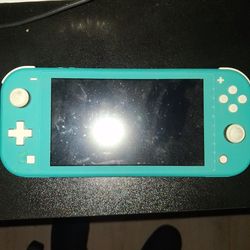 Nintendo switch LITE (Baby Blue)
