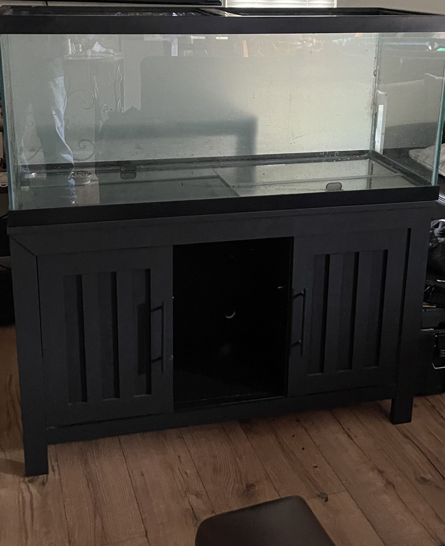 75 Gallon Tank And Stand 