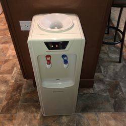 Water Dispenser Cooler/heater