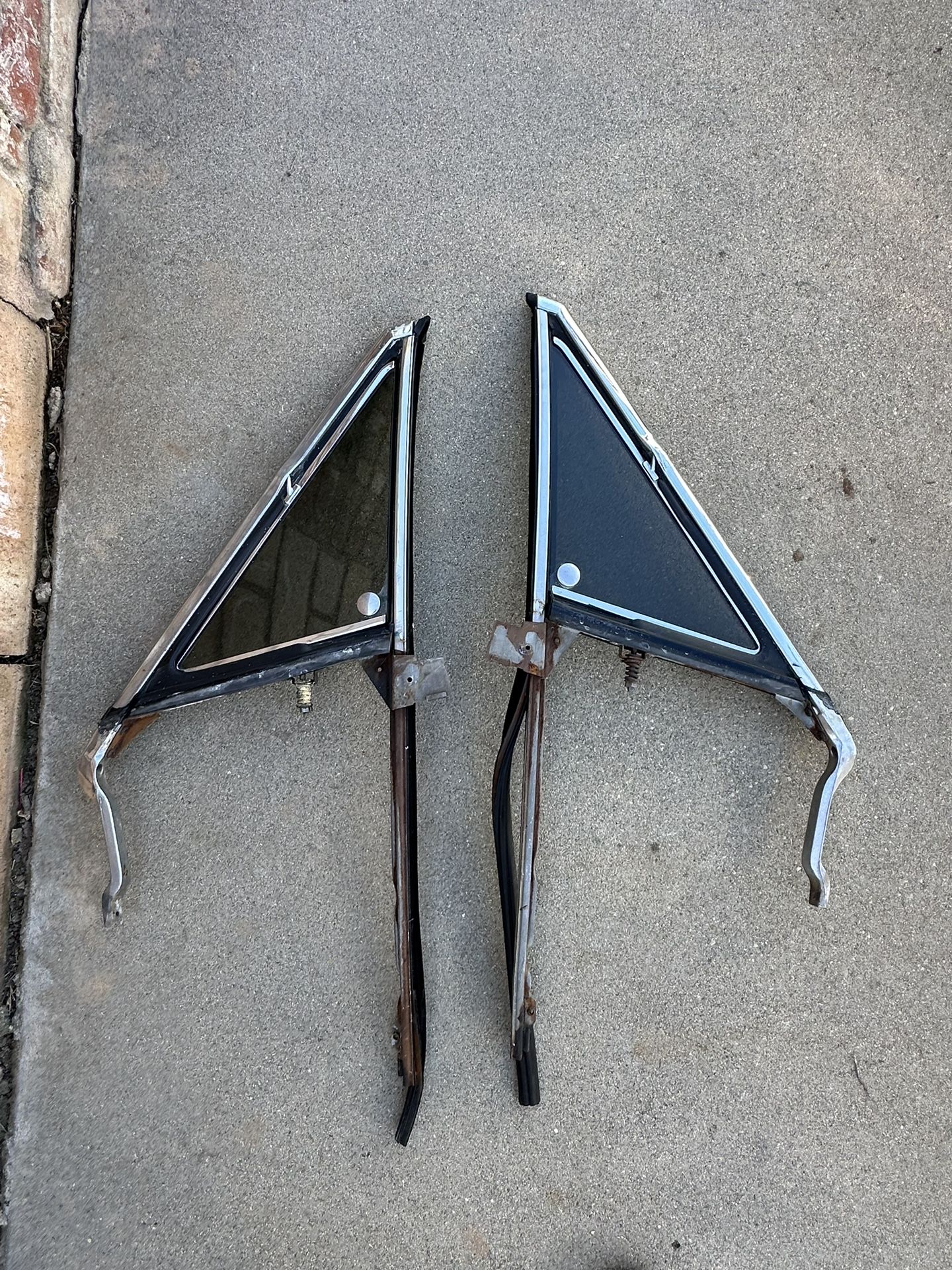 66-67 chevelle El Camino vent windows