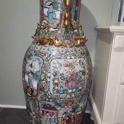 Antique Japanese Vase 