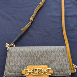 Michael Kors Crossbody 