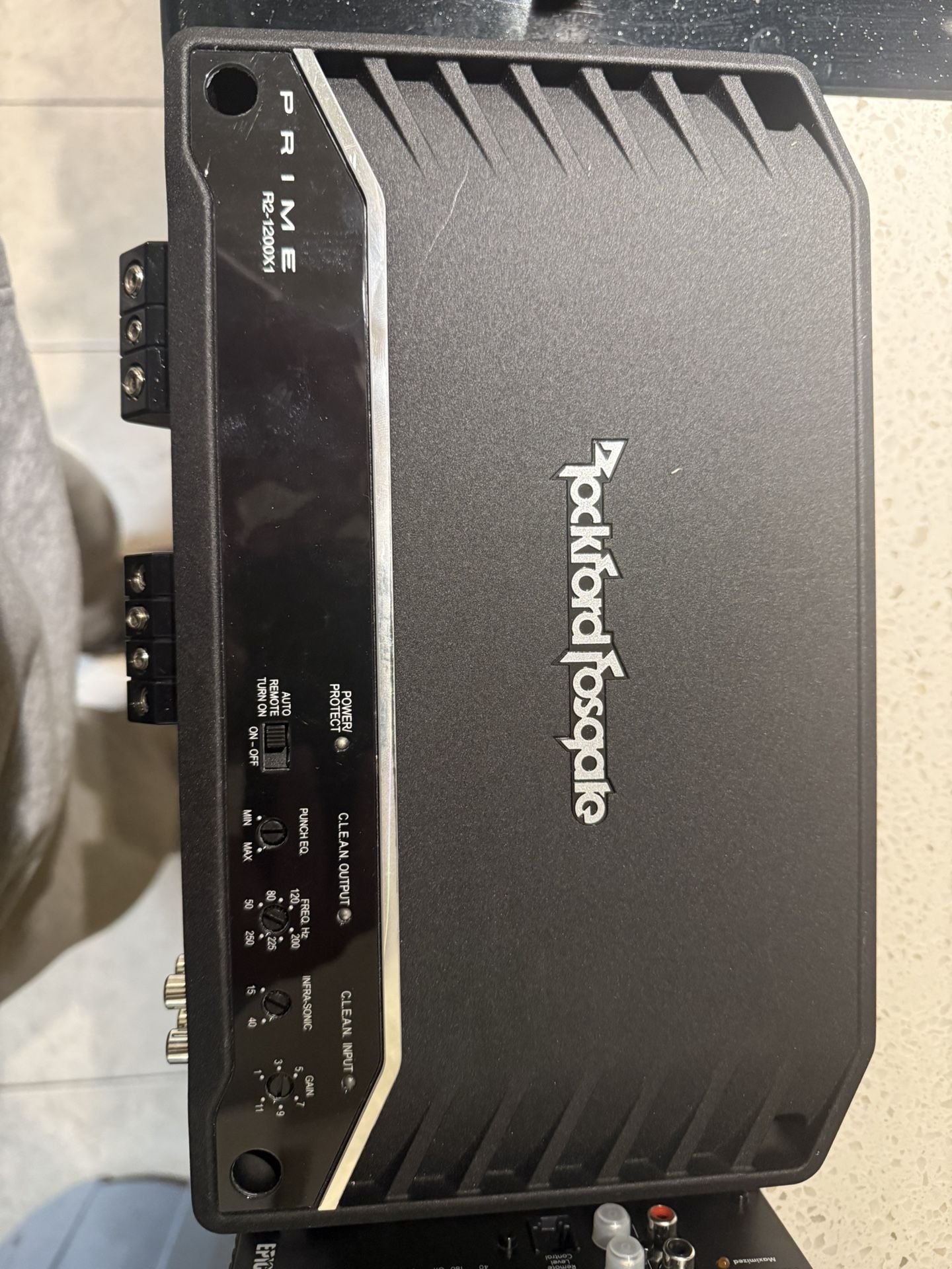 Fosgate 1200.1