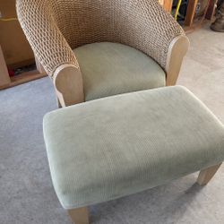 Chair With Ottoman 