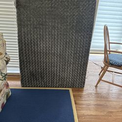 Free Dog Bed 