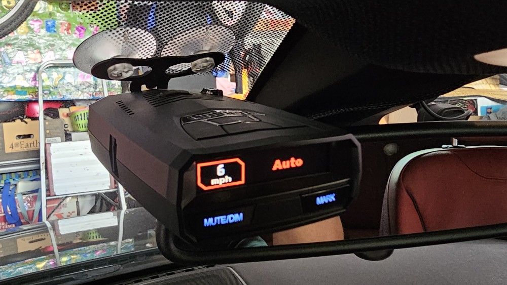 UNIDEN R4 Extreme Long-Range Laser/Radar Detector
