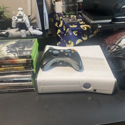 Xbox 360 Slim With 10 Games 