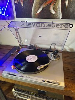 Vintage 1982 Technics SL-B303 Turntable | Serviced, Recapped, new belt, Audio-Technica Cartridge