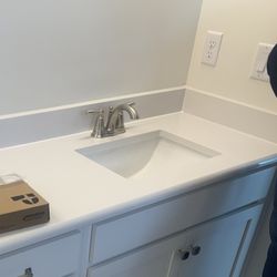 Brushed Nickel Bathroom Faucets – Brand New, Matching Set of 5