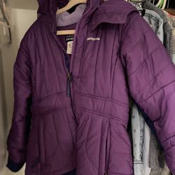 Patagonia Jacket Purple SiE For 6-8 Year Old 