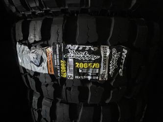 35x12.5R20LT Nitto Mud Grappler