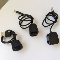 Almost new FitBit Charge 3 or FItBit Charge 4 cables