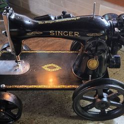 Antique Singer Sewing Machine Lamp