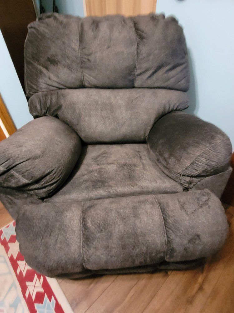  Recliner Chair