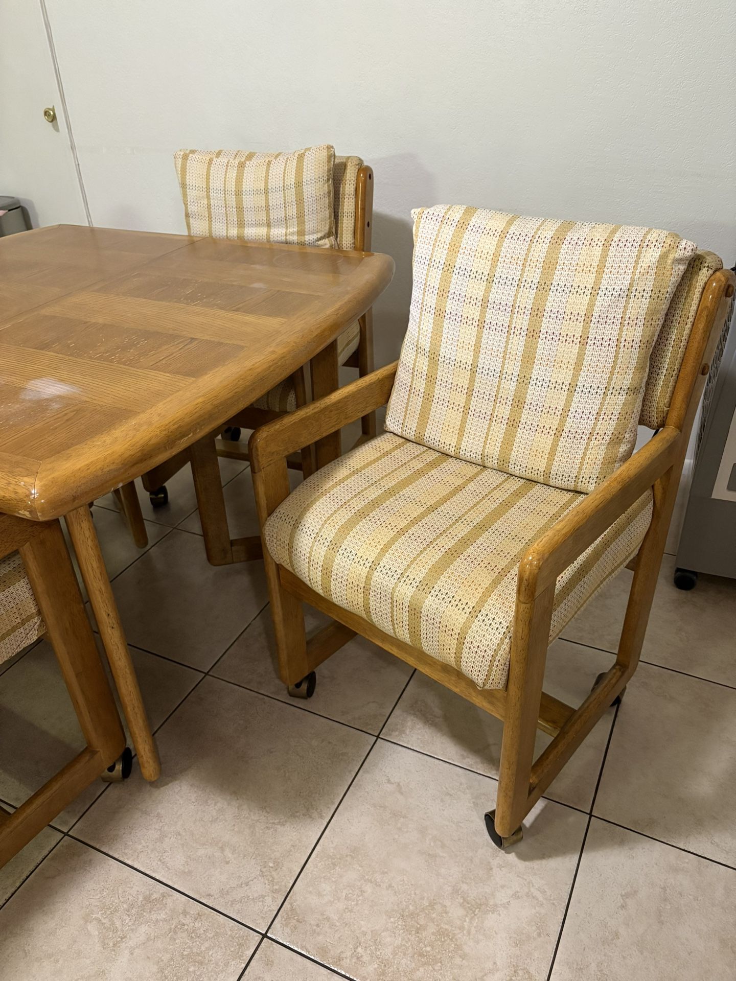 Dining Table With 4 Chairs