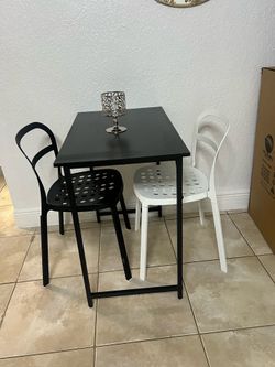 Table and 2 chair