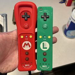Mario And Luigi Wii Remotes Nintendo