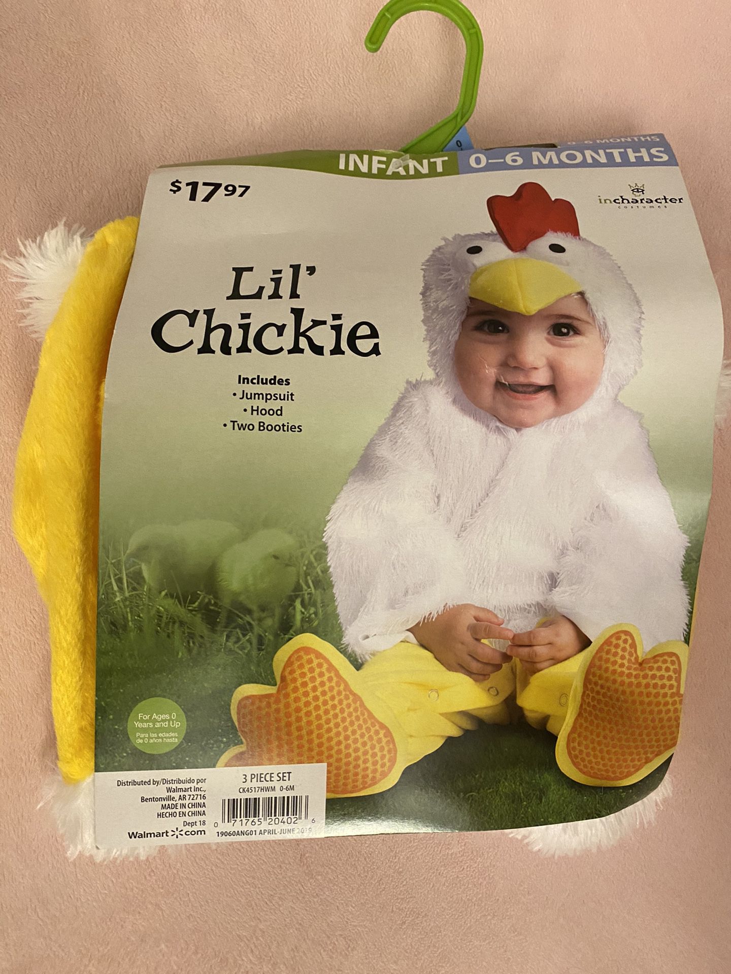 Baby costumes Lil’ Chickie