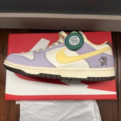 Nike Dunk Low Lilac Bloom Size 7 Woman’s
