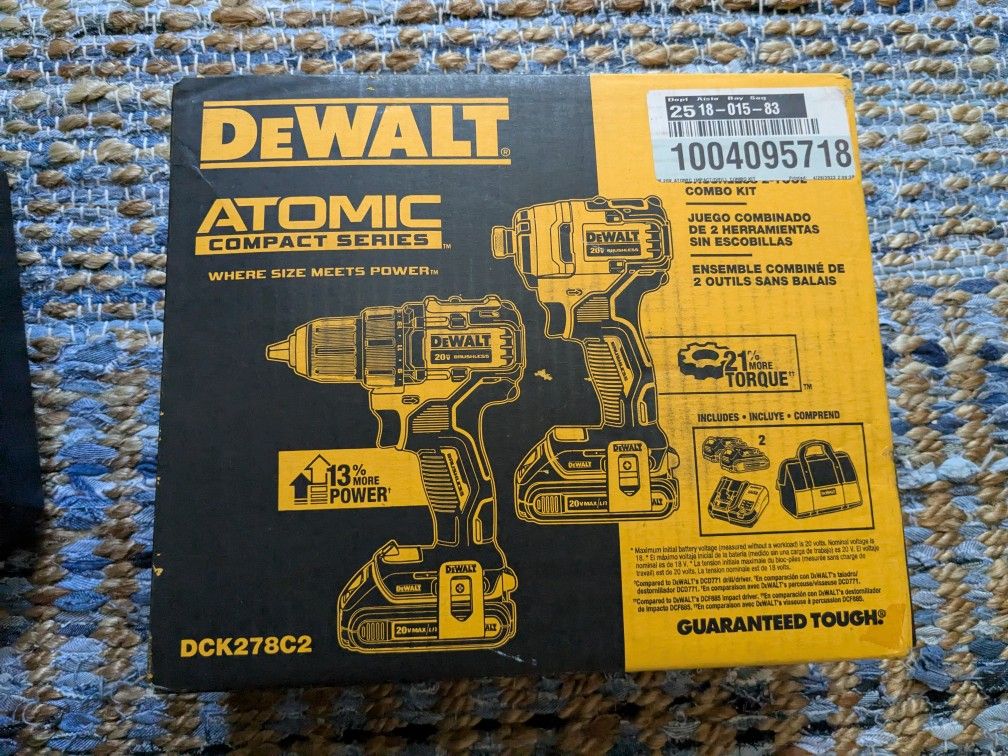 NEW Unopened DeWalt Atomic Compact Series Drill Combo