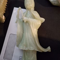 JADE VERY NICE 