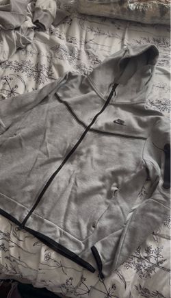 Nike Tech