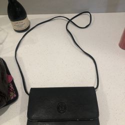 Great Black Bag For Travel Or Everyday