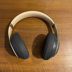 Beats Studio3 Wireless Noise Cancelling Over-Ear Headphones