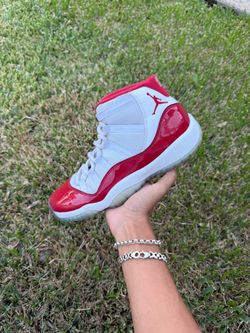 Jordan 11 High GS “Cherry” Size 7Y/8.5W