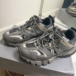 Balenciaga Track