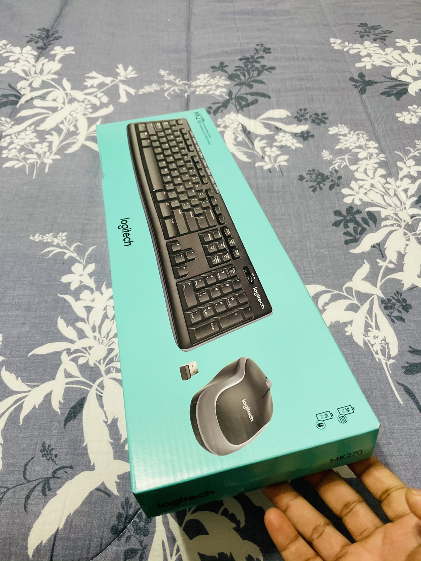 MK270 Logitech Wireless keyboard mouse - Brand New