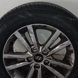 Hyundai Sonata Tire and Rim