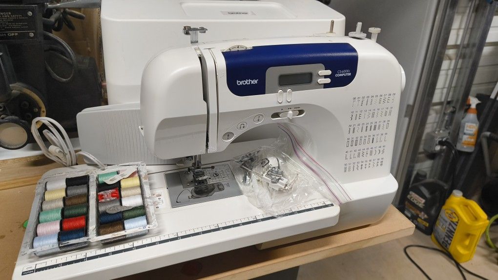 Brother CS-6000i Computer Sewing Machine 