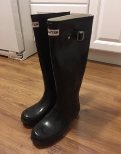 Hunter Women Original Tall Gloss Rubber Black Boots W23616 Women Size 5