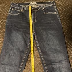 Womenโs Pants 32x36