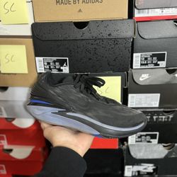 Nike Zoom GT Cut 2 Black Racer Blue size 10 USED But Clean