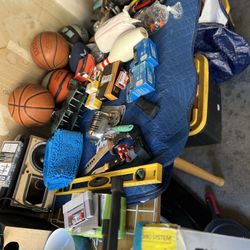 Moving Sale/GRage Sale