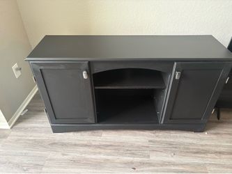 Freestanding tv
